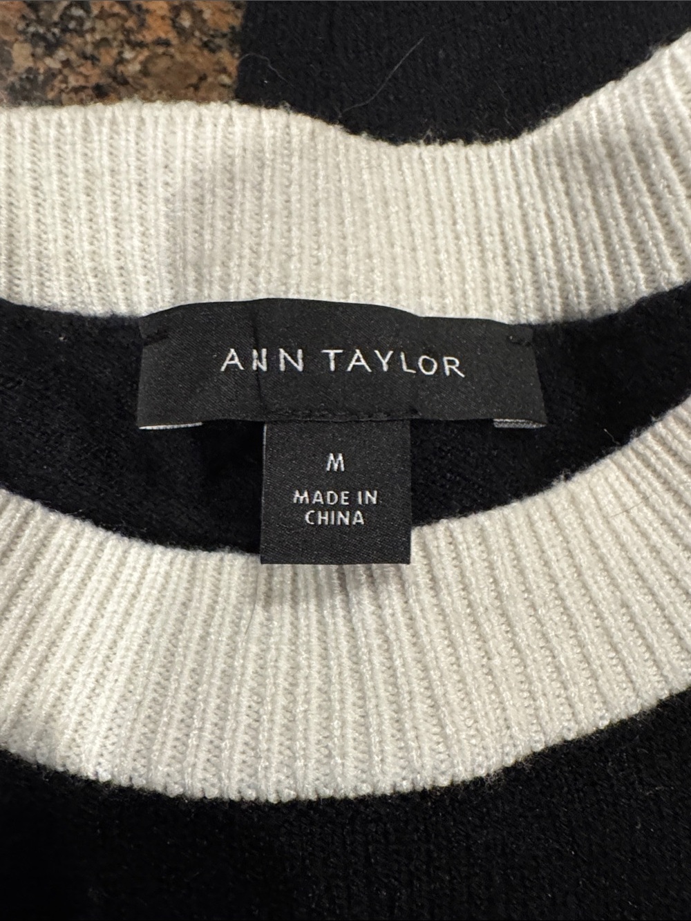 Ann Taylor Classic Black and White Sweater. Sz Medium - Picture 8 of 9